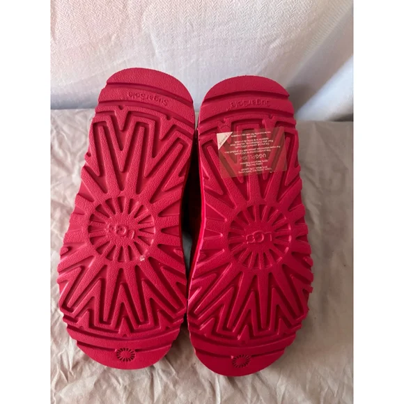 Women's UGG Classic Pink Suede Lace Up Boots US 6 - Picture 4 of 6